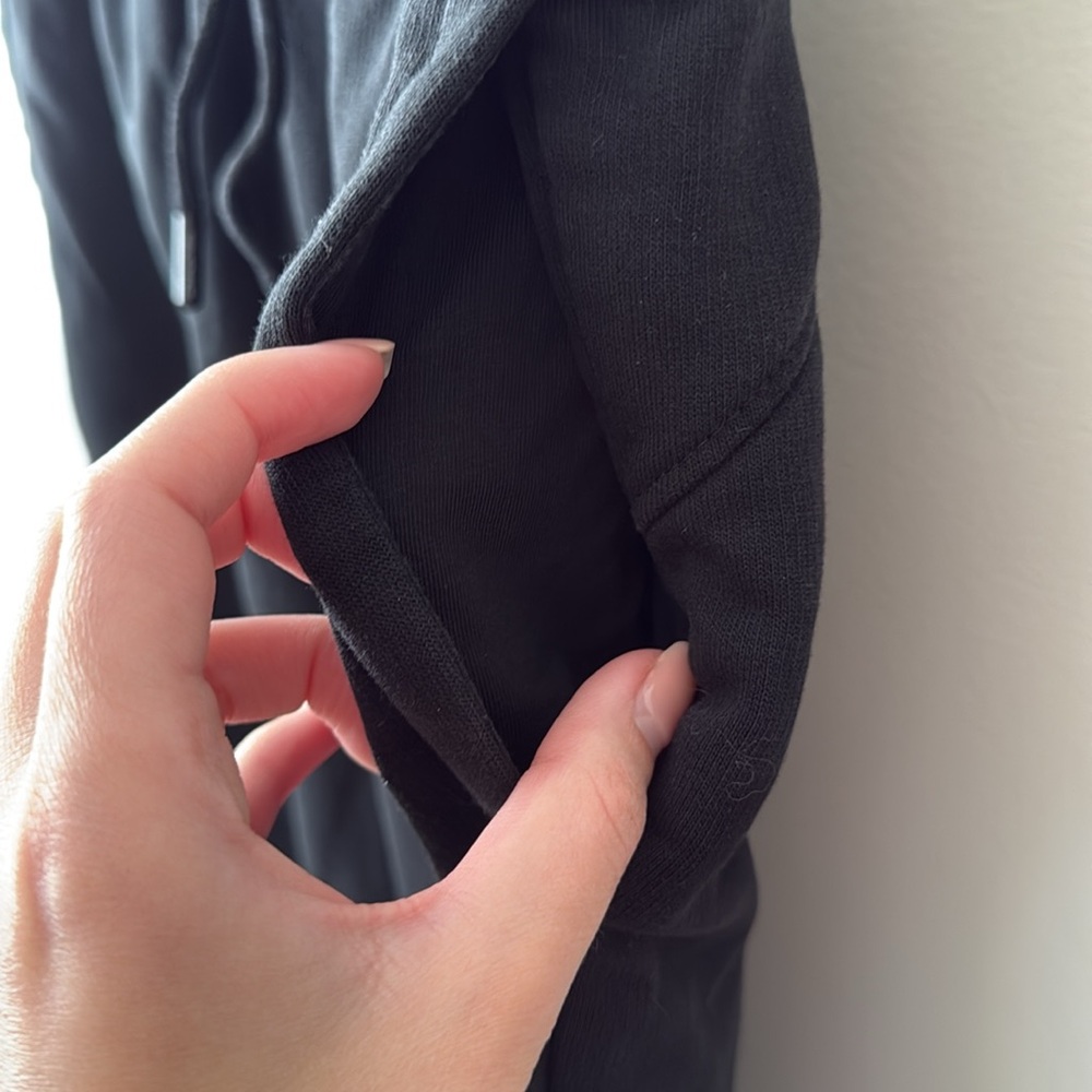 The north face black jogger sweatpants - Picture 9 of 9